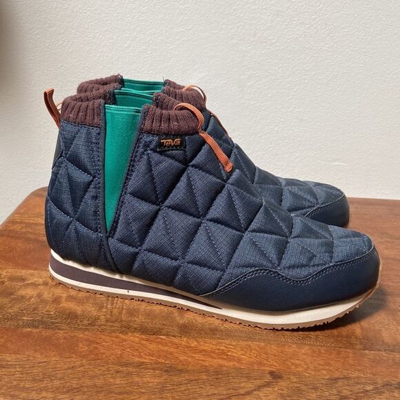 Teva Quilted Winter Boots - Navy and Green - Picture 3 of 8